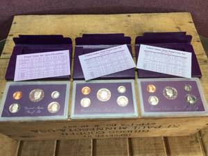 lot 184 image: 3 United States Proof Sets