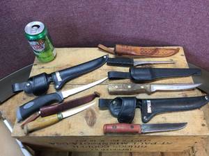 lot 202 image: 5 Fillet Knives