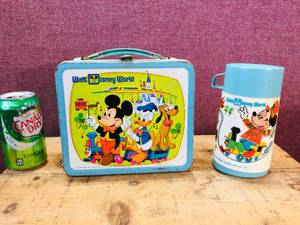 lot 53 image: Vintage Walt Disney World Lunchbox