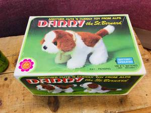 lot 56 image: Vintage ALPS Danny the St. Bernard Battery Operated Toy