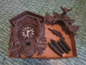 (R2) Vintage Cuckoo Clock May Need Repair Unknown As-Is