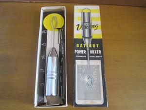 (R2) Vintage Viking Battery Power Mixer in Original Box