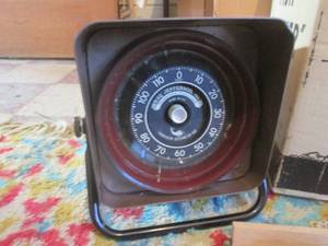 (R1) Vintage Ray Jefferson Fish Flasher Model 5001 with Original Box