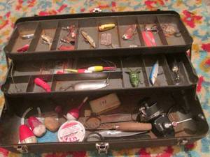 (R1) Vintage Metal Tackle Box with Assorted Fishing Tackle