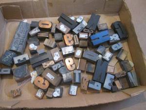 (R2) Assorted Vintage Printing Blocks Numbers Letters Others