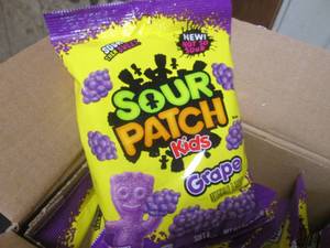 lot 10 image: 8 Bags of Sour Patch Kids Grape Candy 8.02oz Past Date