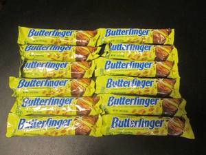 lot 164 image: 12 Butterfinger Candy Bars Past Date
