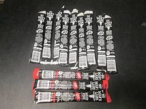lot 186 image: 12 No Mans Land Meat Sticks 9 Mild 3 Hot Past Date