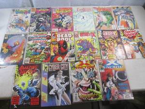 lot 326 image: 16 Assorted Comic Books - 10 In Sle...