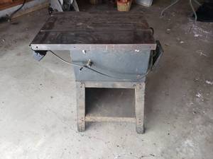 lot 4 image: Table Saw PartsRepair