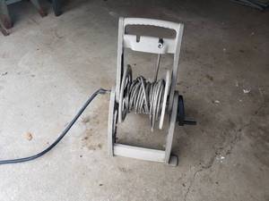 lot 5 image: Hose and Reel