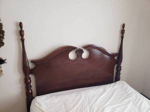 lot 44 image: Queen Size Headboard
