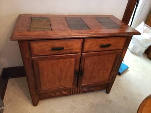 lot 74 image: Very Nice Wood Cabinet