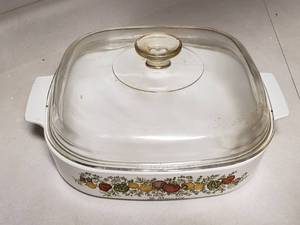 lot 84 image: Corning Ware Bowl with Cover