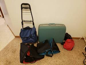 lot 132 image: Luggage and Bags