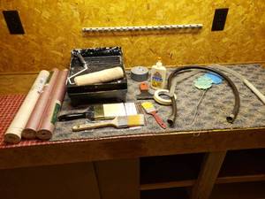 lot 152 image: Wallpaper, Paint Roller, Rolling Pans, Brushes