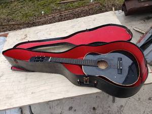 Small Guitar