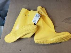 Size 12 Overshoe Boot