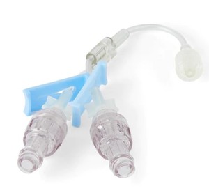 lot 18 image: HOLY CATS MSRP $63,000  42 Cases (200eacs) NEW Baxter 7N8371 Y-Type Mocrobore Catheter Extension Set Needle-Free IV Connectors with Neutral Fluid Displacement and Male Luer Lock Adapter