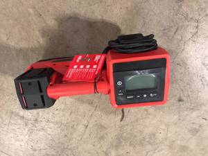 Milwaukee M18 18-Volt Lithium-Ion Cordless Electric Portable Inflator (Tool-Only)  Customer Returns See Pictures