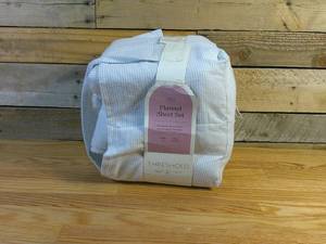 lot 59 image: Flannel Sheet Set - Threshold - KING SIZE - Gray Stripe