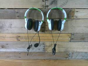 lot 48 image: Two Turtle Beach - EAR FORCE Recon 50X Over-Ear Wired Gaming Headset - WhiteGreen