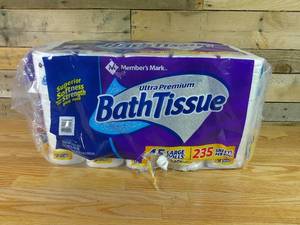 lot 91 image: Members Mark Ultra Premium Bath Tissue, 2 ply (232 sheets, 45 rolls)-Tear on Bag-1 Roll Slightly Damaged