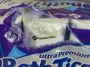 lot 92 image: Members Mark Ultra Premium Bath Tissue, 2 ply (232 sheets, 45 rolls)-Tear on Bag-1 Roll Slightly Damaged