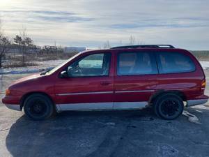 lot 17M image: 1998 Ford Windstar LX