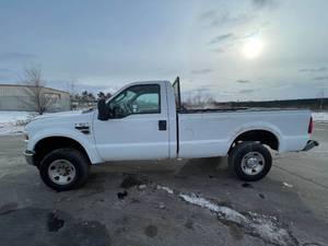 lot 14M image: 2009 Ford F-250 Super Duty - 70,689 MILES - 2 OWNERS