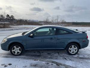 lot 28 image: 2007 Chevrolet Cobalt LS - 91,519 MILES