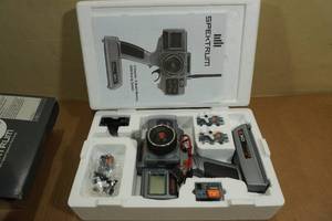 lot 3P image: Spektrum DX3 3 Channel DSM Racing System Remote with Receiver