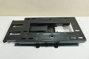 lot 48 image: Articulating TV Wall Mount