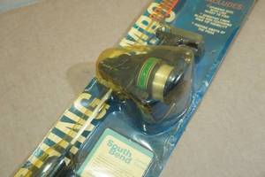lot 178 image: South Bend Spinning Reel and Fishing Pole Combo