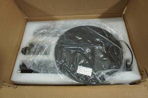 lot 226 image: LED Floor Lamp with Remote