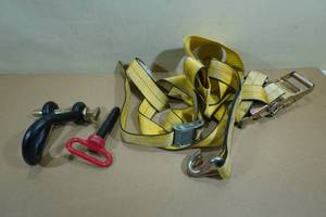 lot 249 image: Ratchet Strap with Trailer Pins