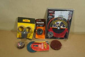 lot 250 image: Assorted Sanding Discs and Attachments