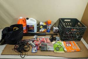 lot 255 image: Assorted Automotive and Garage Items