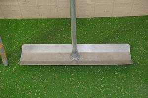 lot 257 image: Metal Roof Snow Rake with Extensions