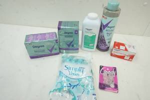 lot 89 image: Beauty Supplies