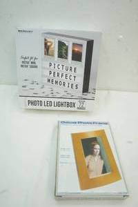 lot 109 image: New Photo Led Lightbox & Deluxe Photo Frame