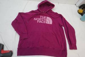 lot 137 image: Women Clothing