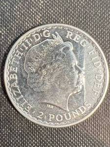 lot 61 image: 1 TROY OZ .999 FINE SILVER 2014 BRITTANIA ROUND