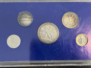 lot 71 image: WORLD WAR II US COIN SERIES SET