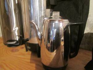 lot 133 image: Large party size coffee maker, server and stainless steel garbage can