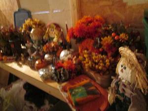 lot 137 image: Large assortment of Autumn, Thanksgiving and other fall faux floral arrangements and decor .