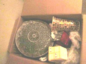 lot 145 image: Box of decorative serving pieces and specialty decor