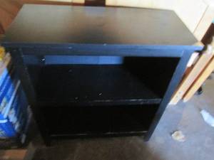 lot 112 image: Black 3 tier entry shelf