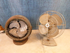 2 Vintage Fans