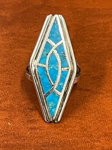lot 13 image: Vintage Howard Begay Navajo Ring Size 6 14